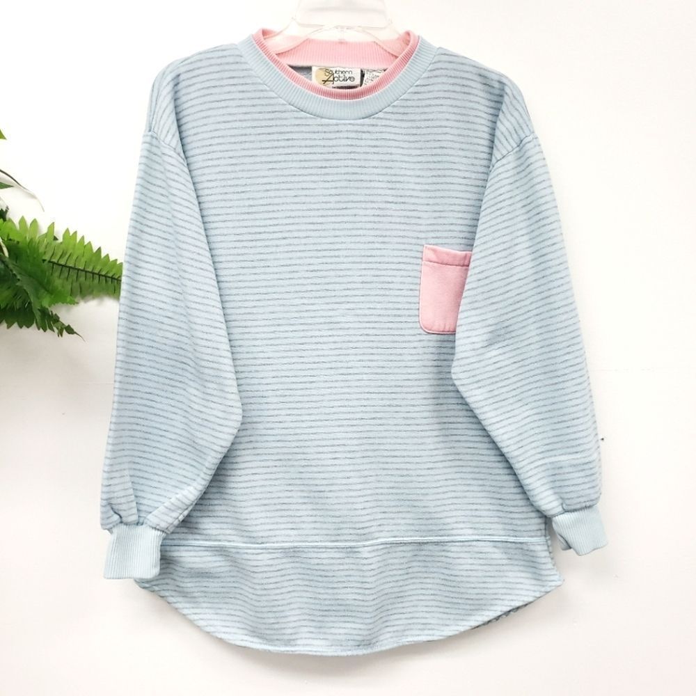 Vintage Southern Active Striped Jumper Size Medium